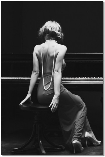 Pianos and Pearls B&W Wall Print