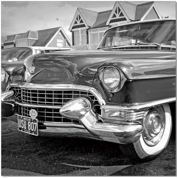 Vintage Family Car B&W Wall Print