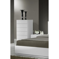 Lenox Chest