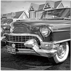 Vintage Family Car B&W Wall Print